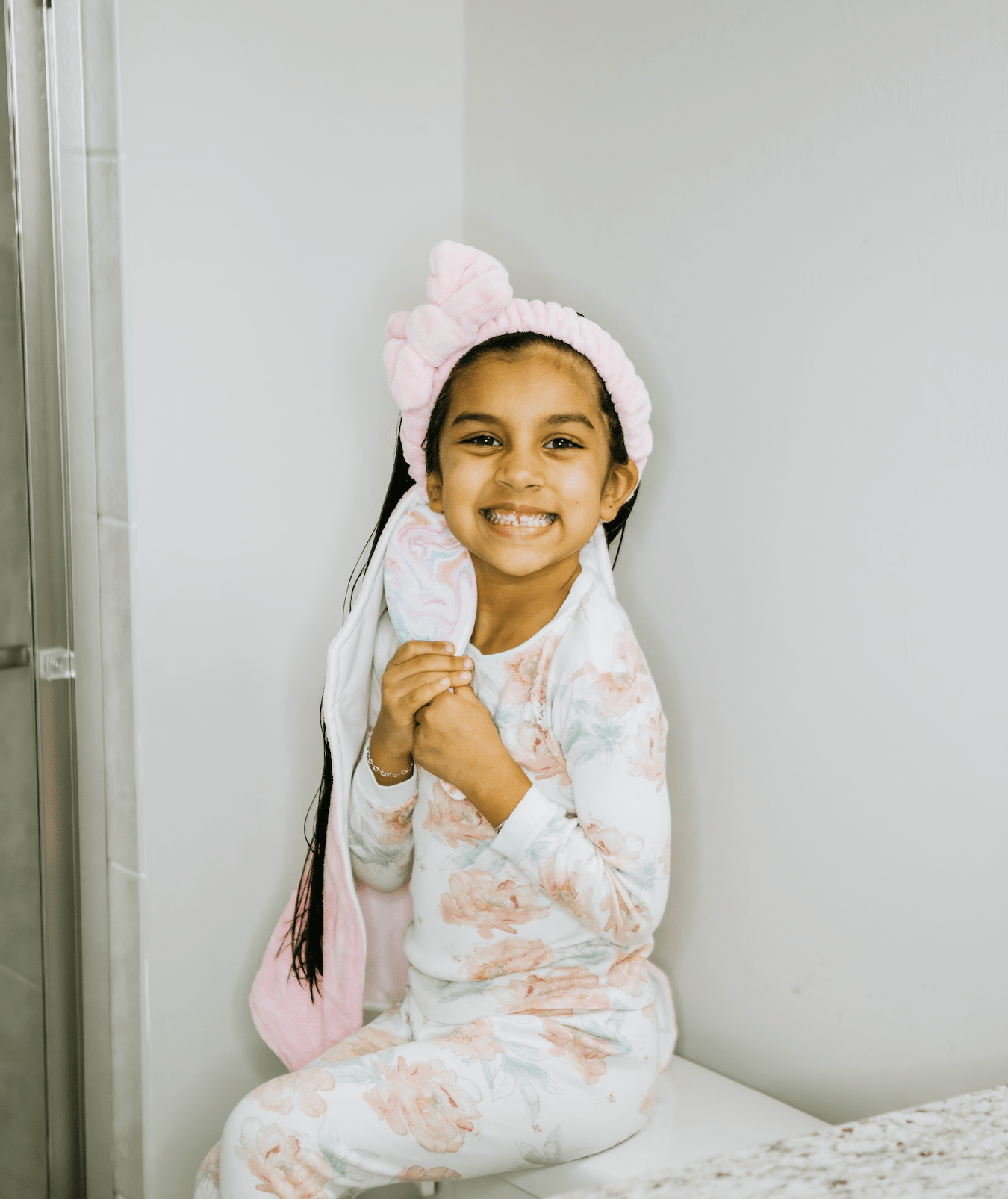 The Jada Bow Towel Back - Towel Back